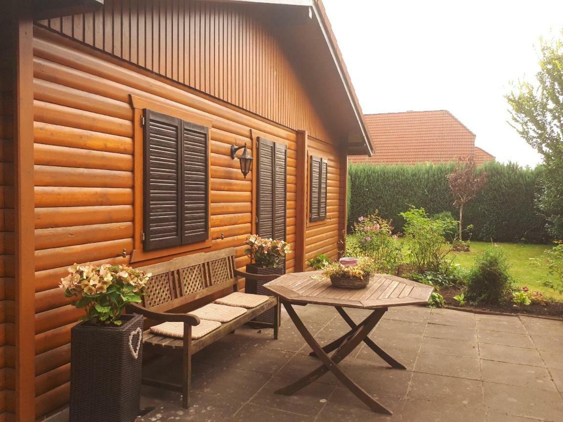 Blockhausperle Im Grunen Holiday home *